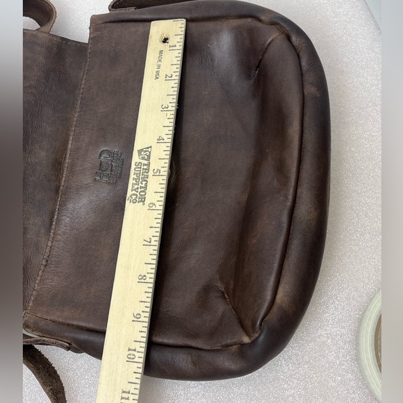 Hide & Drink, Everyday Crossbody Bag Handmade Leather - Picture 5 of 9